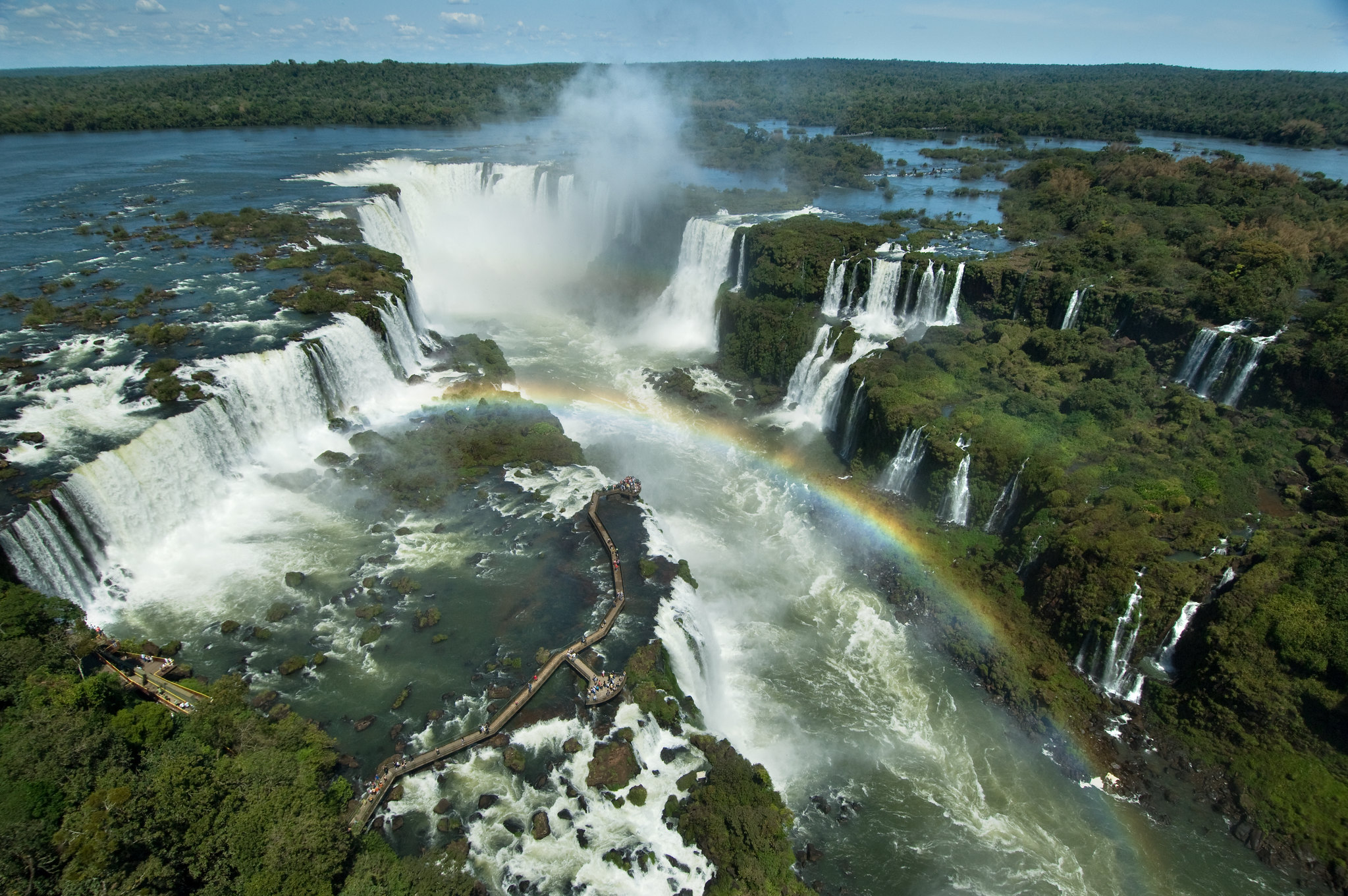 CATARATASBUS2.jpg